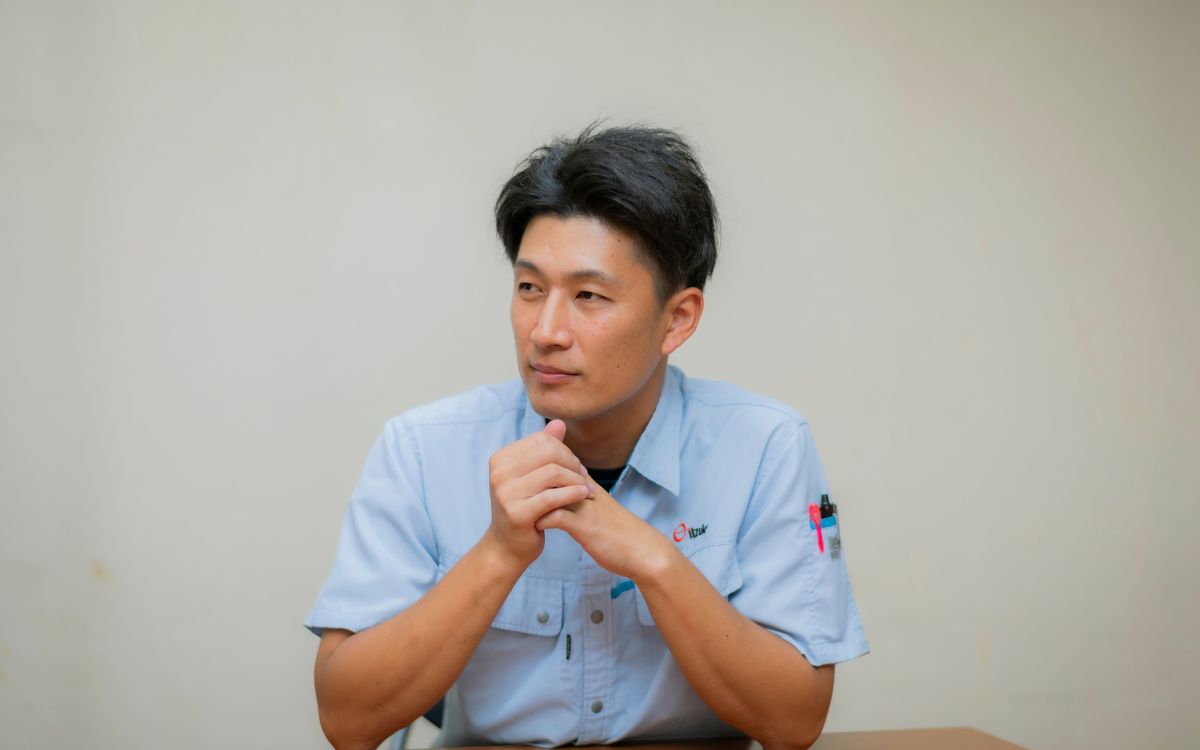 e-iizuka-st02-03.jpg